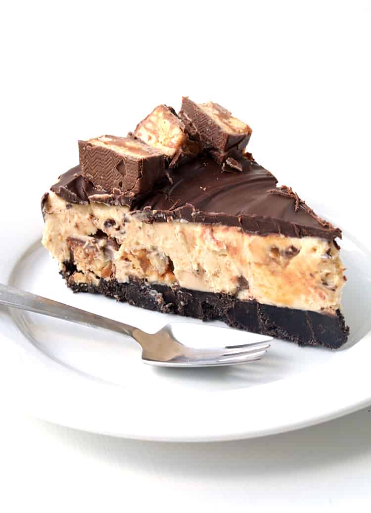 Snickers peanut butter cheesecake