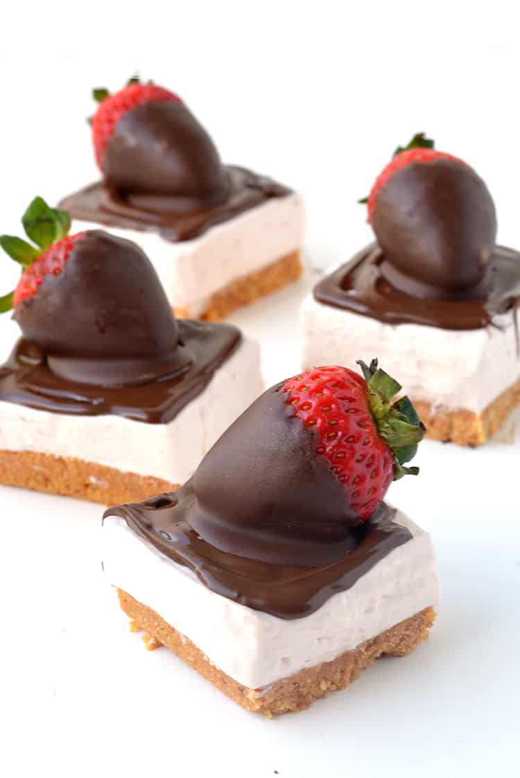 Strawberries and Cream Cheesecake Bars