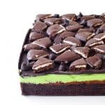 Mint Chocolate Brownies | via sweetestmenu.com