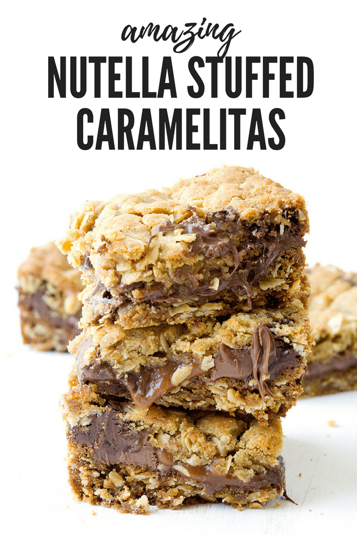 Absolutely AMAZING Nutella Stuffed Caramelitas. This oaty cookie bars have a ribbon of caramel AND Nutella running right through the middle! Recipe from sweetestmenu.com #cookie #cookiebars #caramel #nutella #chocolate