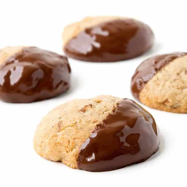 Easy Gluten Free Pecan Almond Cookies - Sweetest Menu