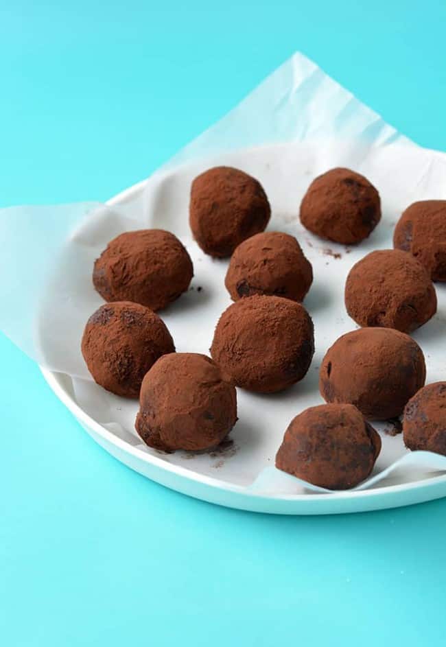 Dark Chocolate Ganache Truffles (3 Ingredients) Sweetest Menu