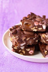 Creme Egg Rocky Road (Just 4 Ingredients) Sweetest Menu