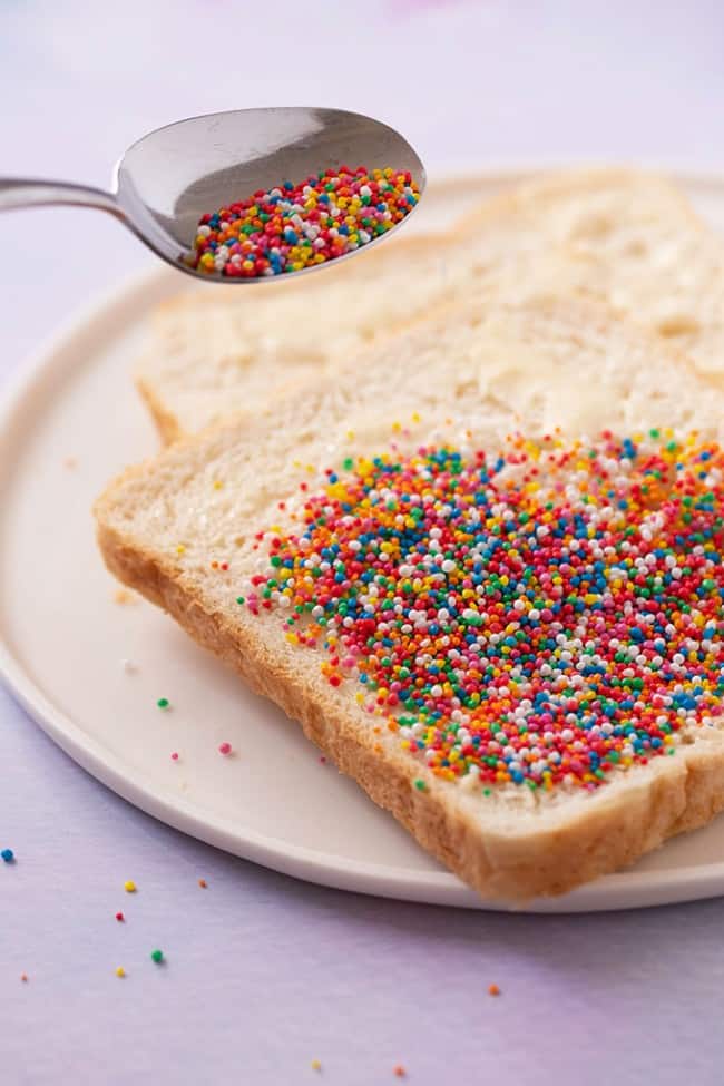 How To Make Fairy Bread (Kid's Party Treat) Sweetest Menu