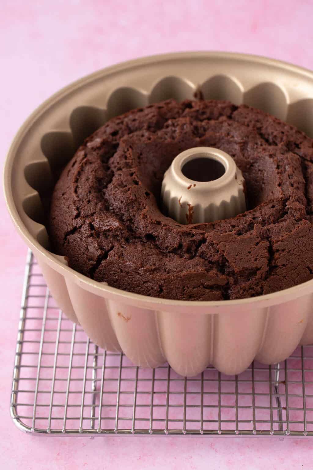 Chocolate Pound Cake (Quick and Easy) Sweetest Menu