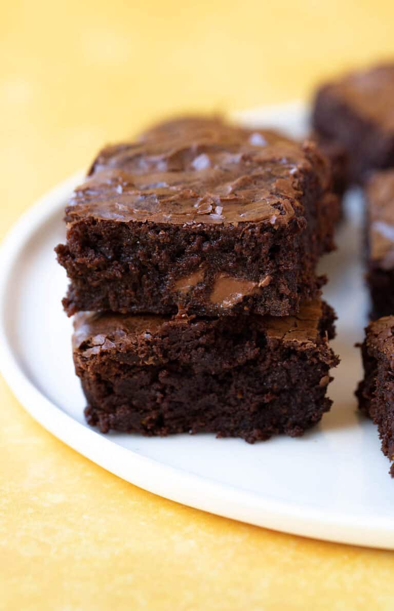 AMAZING Chocolate Orange Brownies (No Mixer) Sweetest Menu